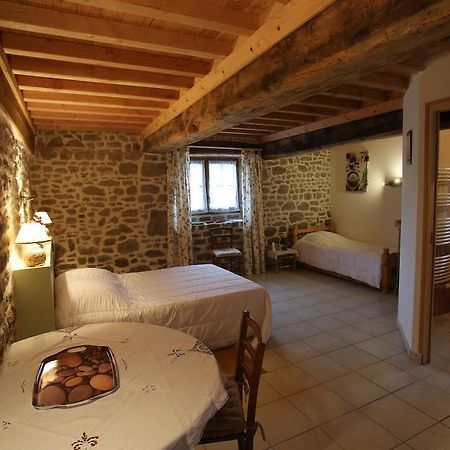 Sainte-Marguerite-de-Carrouges Ferme Cidricole Hugues Desfrieches B&B 객실 사진