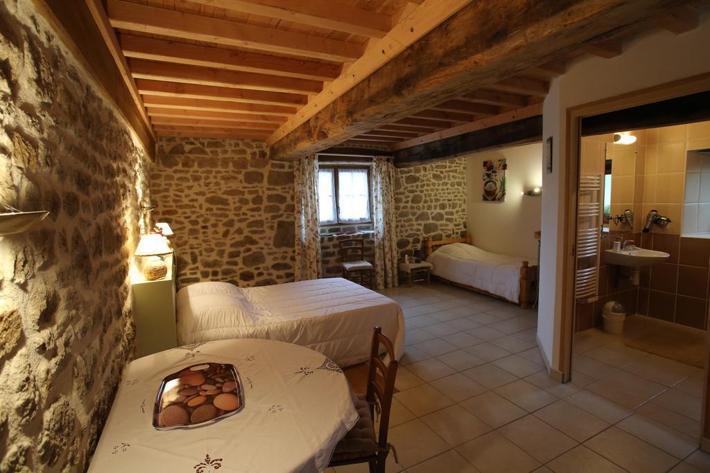 Sainte-Marguerite-de-Carrouges Ferme Cidricole Hugues Desfrieches B&B 객실 사진